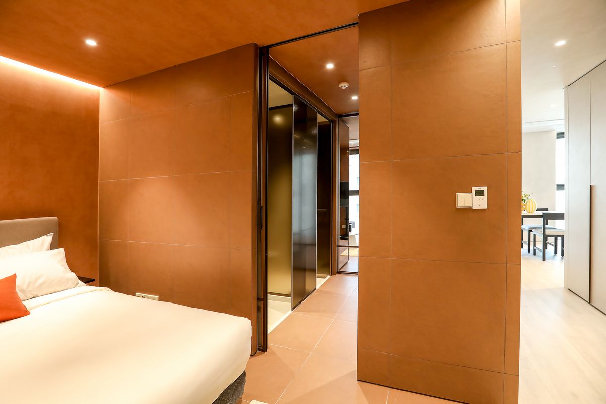 Standard Double Residence